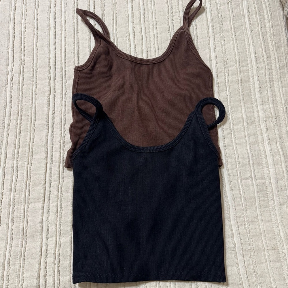 Sold 🤎🖤ARQ Croped Low Back Ribbed Tank Tops Brown and Black
